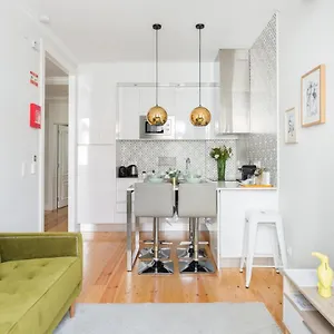 https://augusta-street-213-3-esq.hotels-lisbon-portugal.com